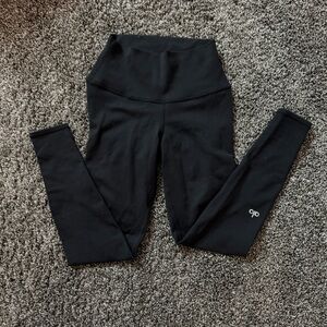 ALO YOGA BLACK LEGGINGS